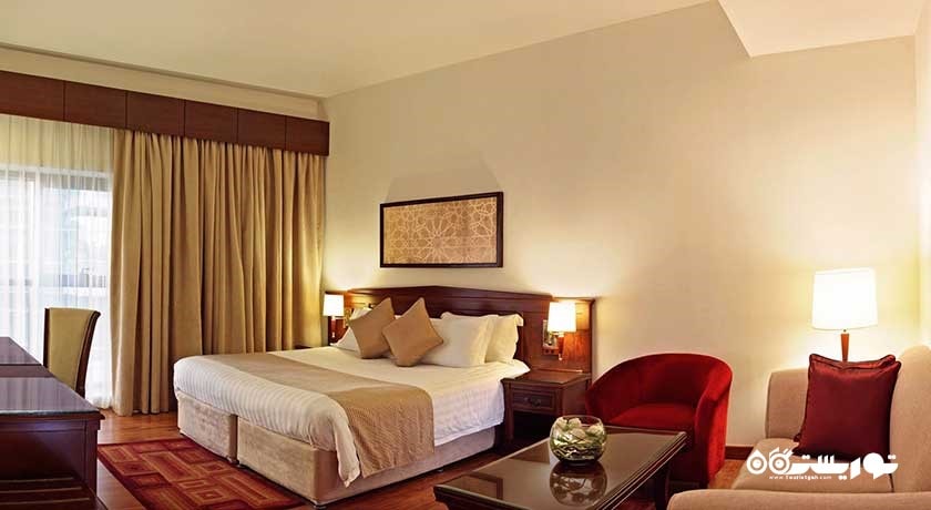 نمای تخت بزرگ اتاق دلوکس