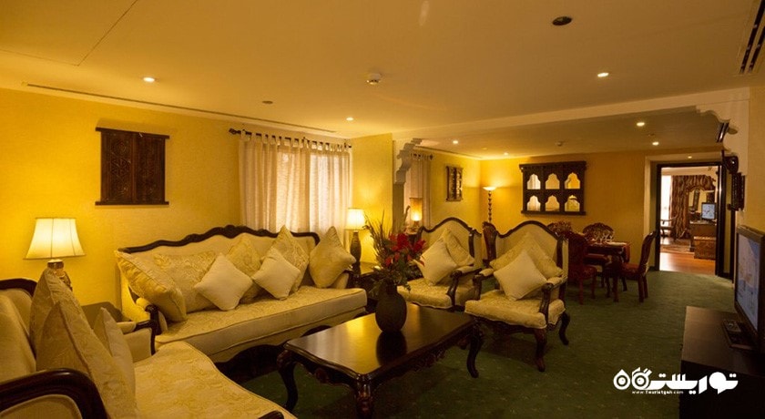 محوطه نشیمن سوئیت گرند