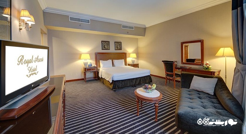 نمای تخت بزرگ سوئیت دوخوابه