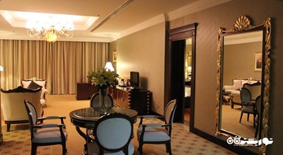 محوطه نشیمن سوئیت سه خوابه