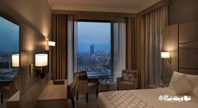 نمای تخت بزرگ سوئیت گرند