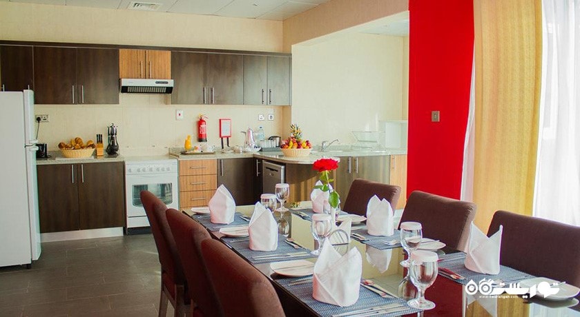 میز غذاخوری آپارتمان چهارخوابه دلوکس