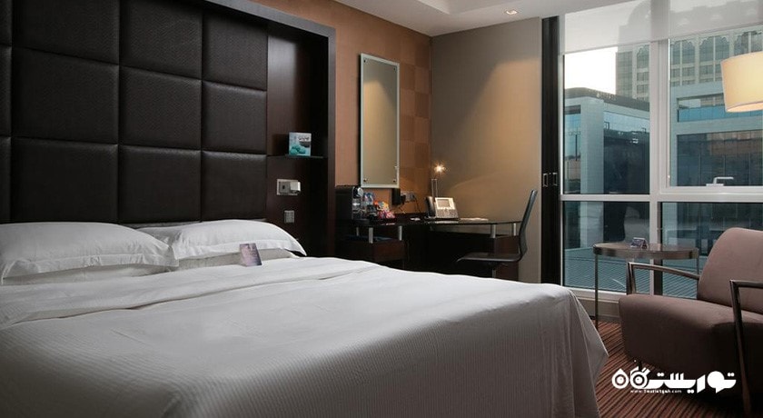 نمای تخت بزرگ اتاق پرمیوم