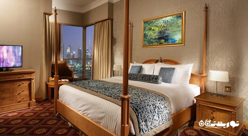 نمای تخت بزرگ سوئیت هتل