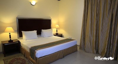 نمای تخت بزرگ آپارتمان دوخوابه