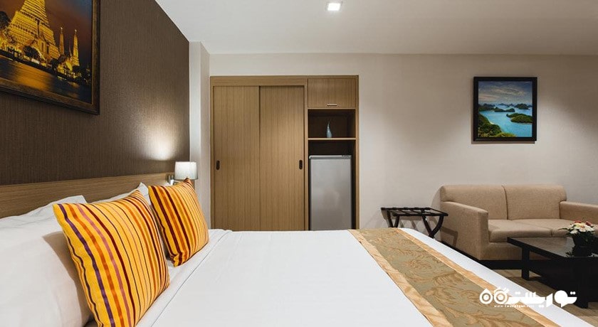 نمای تخت بزرگ اتاق پرمیوم