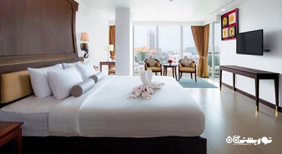 نمای تخت بزرگ سوئیت هتل