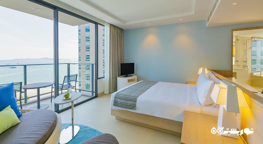 نمای تخت بزرگ اتاق کرنر