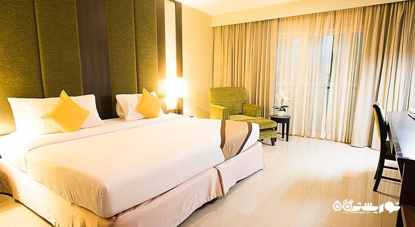 نمای تخت بزرگ اتاق دلوکس