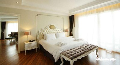 نمای تخت بزرگ سوئیت یک خوابه