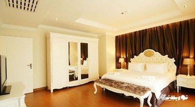 نمای تخت بزرگ سوئیت دوخوابه