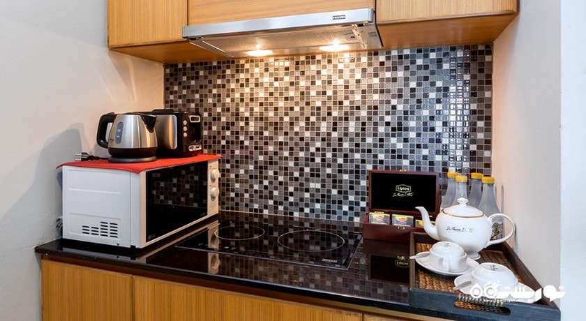 نمای آشپزخانه سوئیت دلوکس