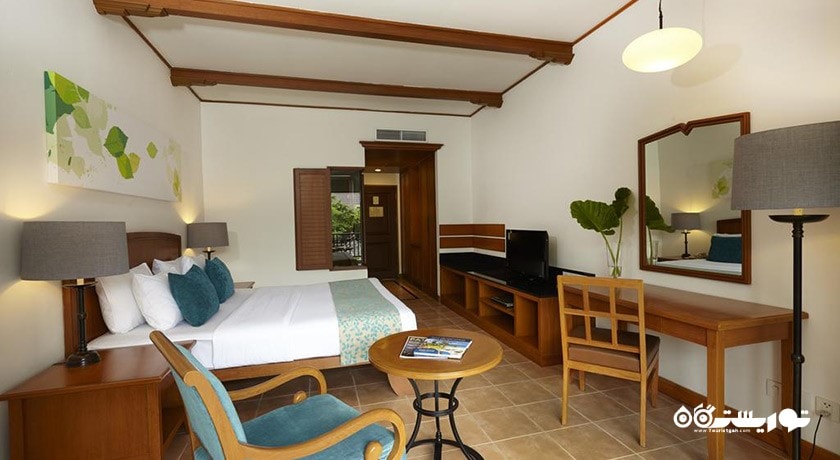 نمای تخت بزرگ اتاق دلوکس