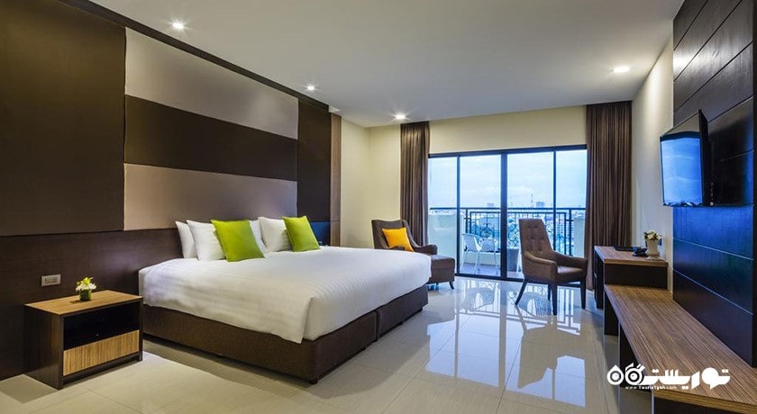 نمای تخت بزرگ اتاق سوپریور