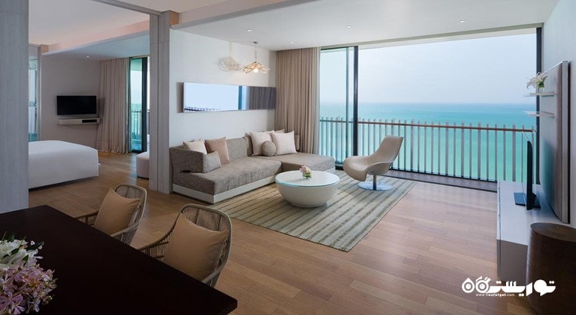 محوطه نشیمن سوئیت گرند