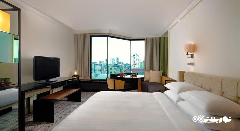 نمای تخت بزرگ اتاق کلاب