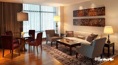 محوطه نشیمن سوئیت کرولاین استر