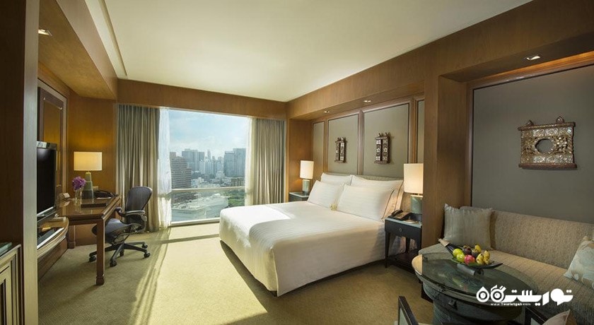 نمای تخت بزرگ اتاق اگزکیوتیو