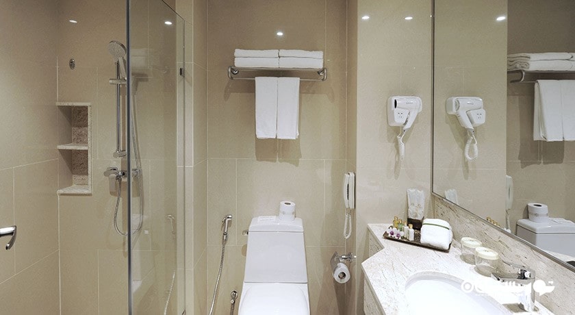 حمام و سرویس بهداشتی اتاق ها