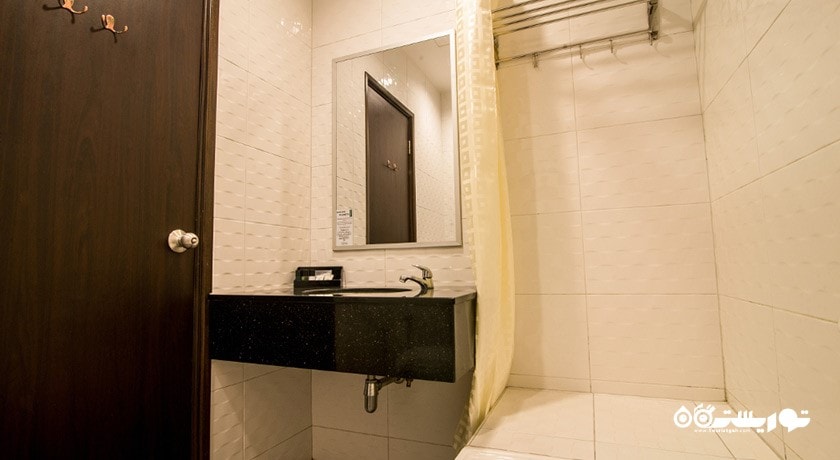حمام و سرویس بهداشتی اتاق ها