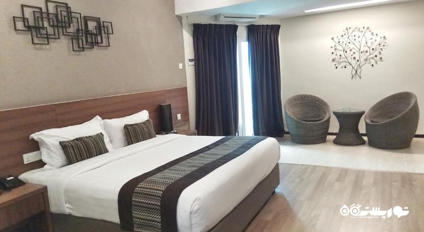 نمای تخت بزرگ اتاق سوپریور