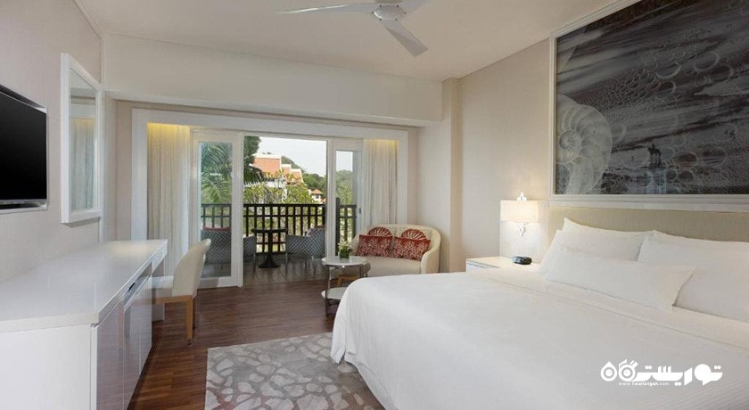 نمای تخت بزرگ اتاق پرمیوم