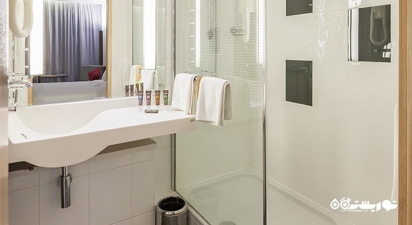 حمام و سرویس بهداشتی اتاق ها