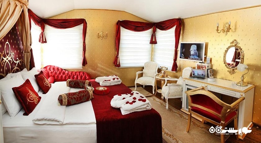 نمای تخت بزرگ سوئیت هتل
