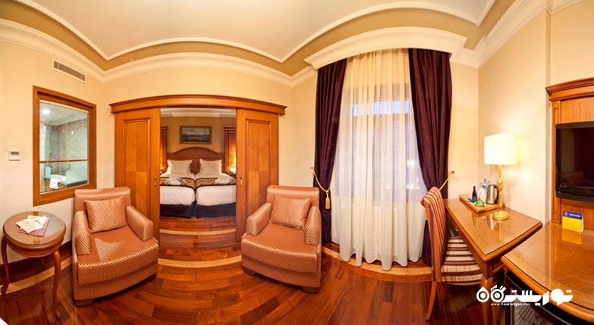 سوئیت کانکتد هتل جی ال کی آکروپل پرمیر