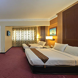 اتاق فمیلی (خانوادگی)