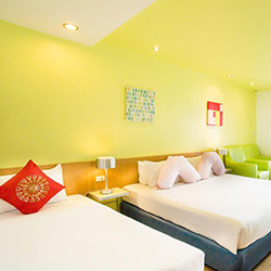 اتاق دلوکس با چشم انداز دریا