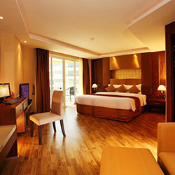 اتاق دلوکس کرنر