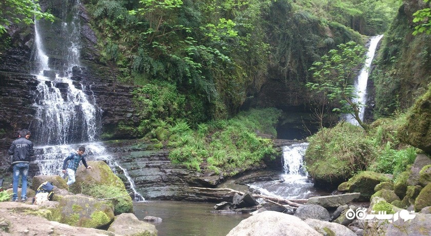 آبشار دوقلوی زمرد حویق -  شهر تالش (طوالش)
