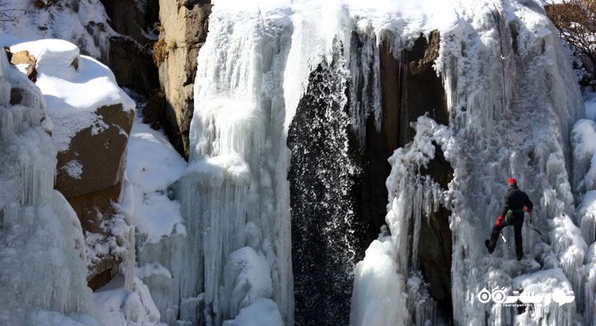 آبشار گنجنامه -  شهر همدان