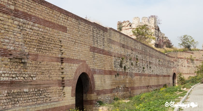  دیوارهای قسطنطنیه (دیوارهای شهر استانبول) شهر ترکیه کشور استانبول