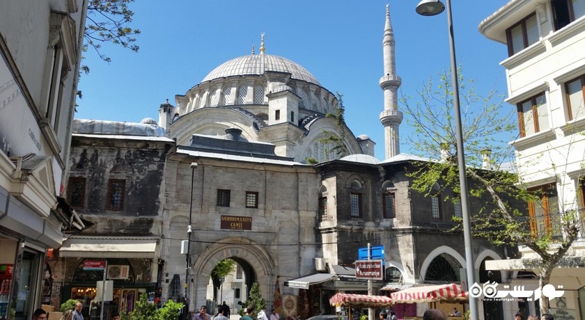  مسجد جامع نور عثمانیه شهر ترکیه کشور استانبول