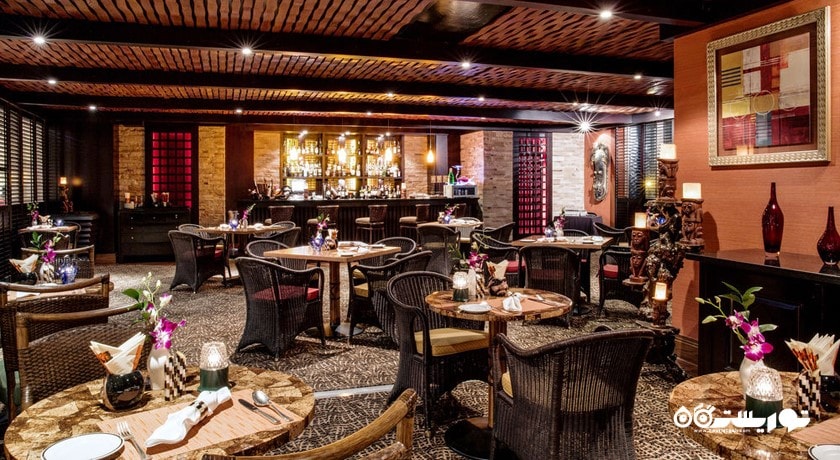 بار تیکی هتل کرون پلازا دبی دیرا