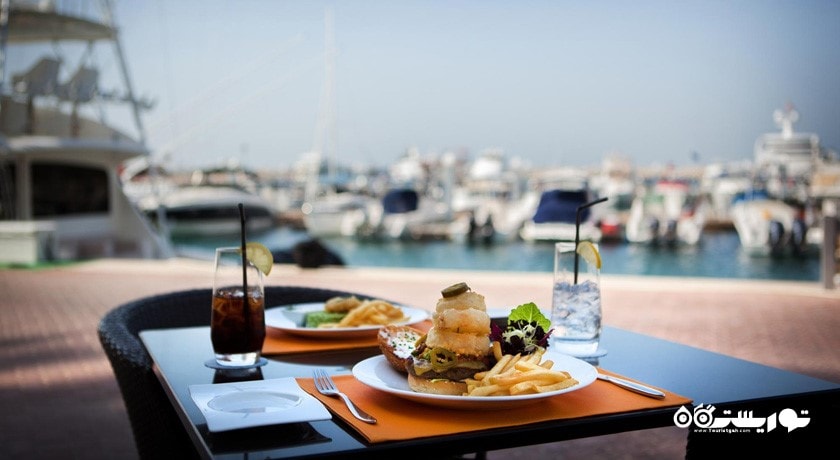 اسپورتز کافه هتل جی ال جبل علی بیچ