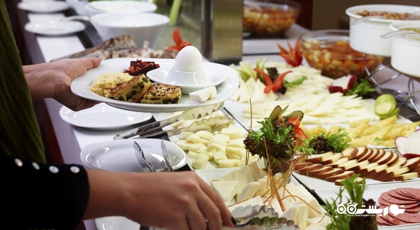 بوفه سلف سرویس سالن کاملیا