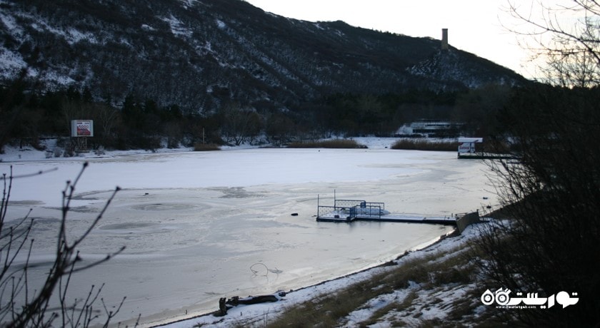 سرگرمی دریاچه لاک پشت (ترتل لیک) شهر گرجستان کشور تفلیس