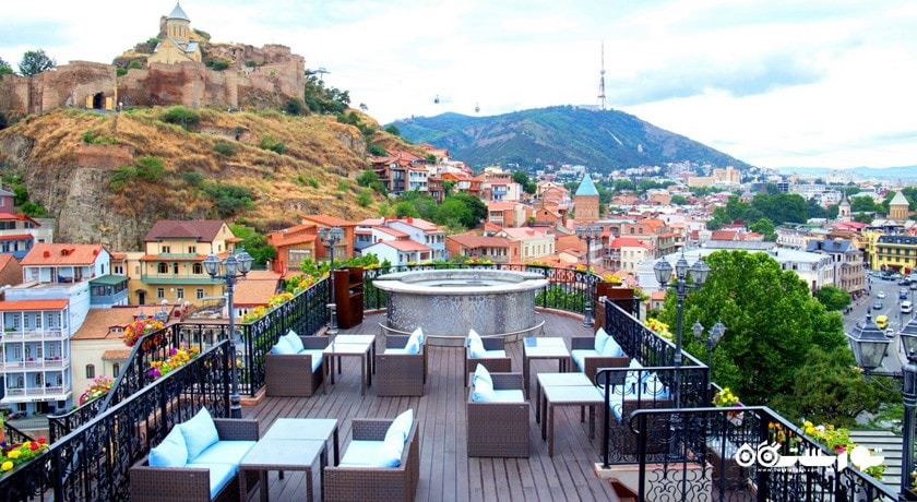 نمای کلی رستوران تیفلیس وراندا