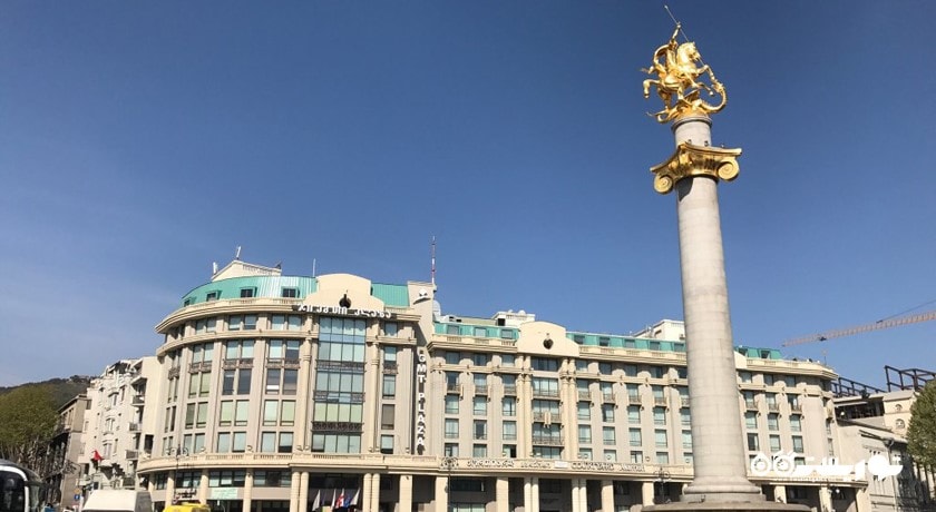  بنای یادبود آزادی (میدان آزادی) شهر گرجستان کشور تفلیس