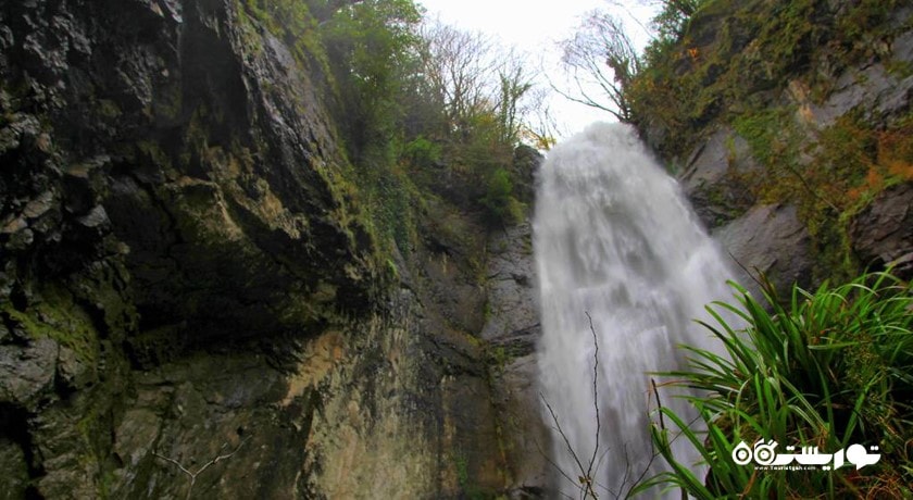 آبشار ماخونتستی -  شهر باتومی