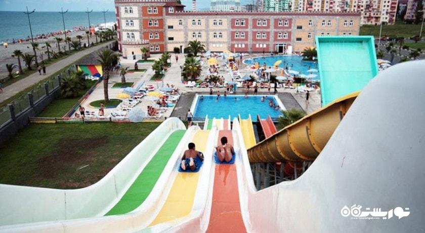 سرگرمی پارک آبی آکوآ (آکوا پارک) شهر گرجستان کشور باتومی