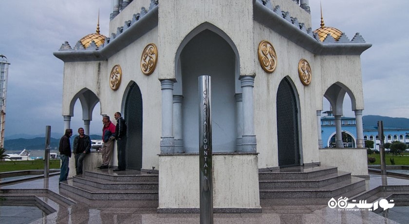 برج چاچا (برج فواره) شهر گرجستان کشور باتومی