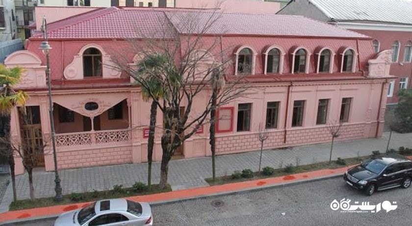 سرگرمی تئاتر ملی جوانان و عروسک های خیمه شب بازی شهر گرجستان کشور باتومی