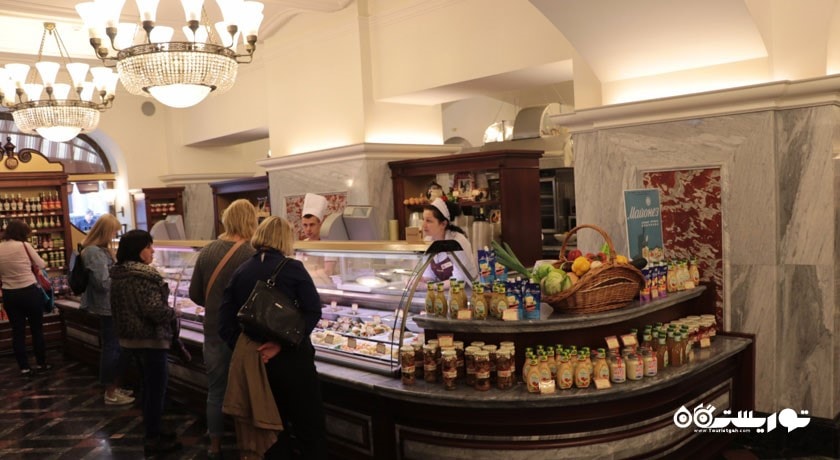 مرکز خرید مرکز خرید گوم (گام) شهر روسیه کشور مسکو