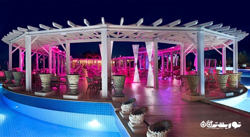 پول بار هتل الا کوالتی ریزورت بلک