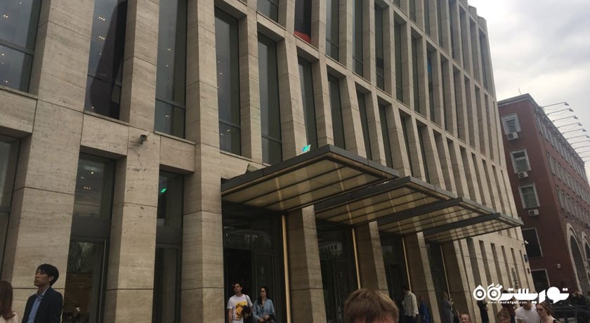 مرکز خرید بازار مرکزی سوتنوی شهر روسیه کشور مسکو