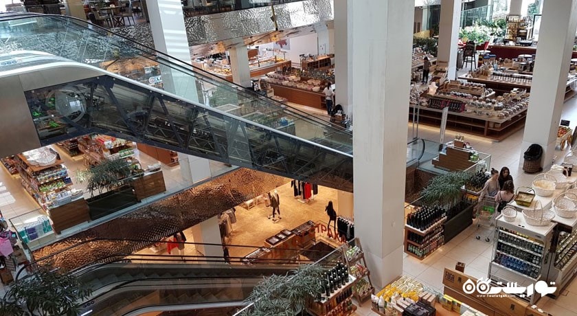 مرکز خرید بازار مرکزی سوتنوی شهر روسیه کشور مسکو